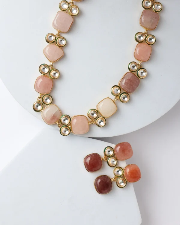 Agate Kundan Necklace Set