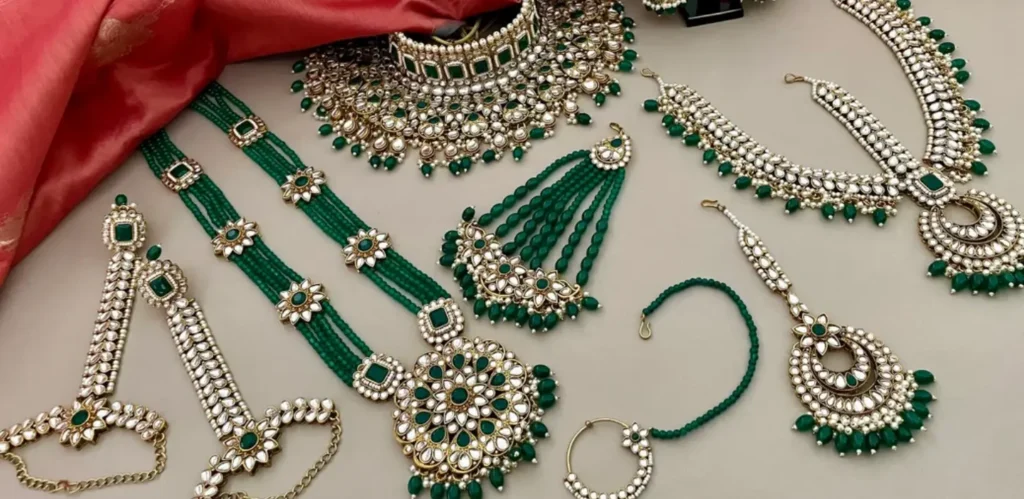 Bridal jewellery set in green colour