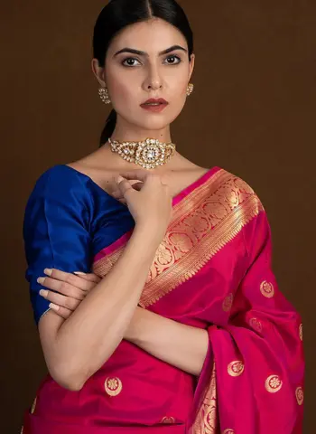 Matching Jewellery with Saree Colors