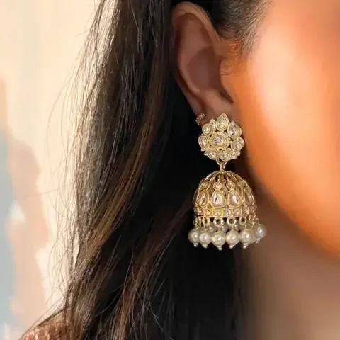 Earrings for red saree