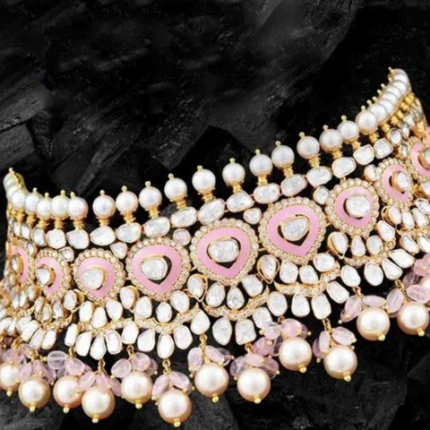 What is Kundan jewellery